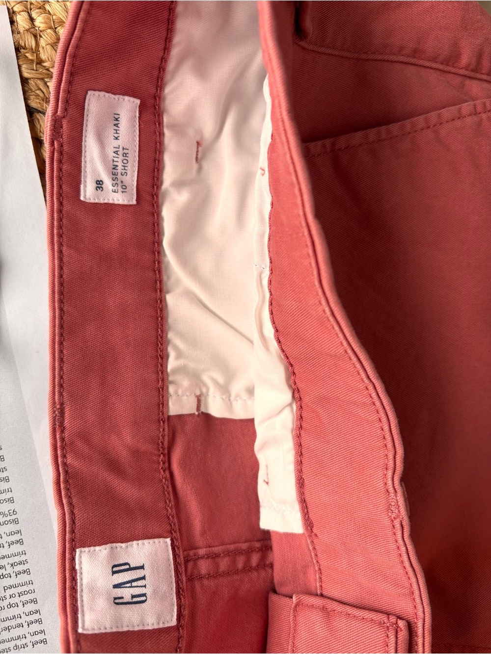 GAP Men's Coral Casual Shorts - Picture 4 of 4